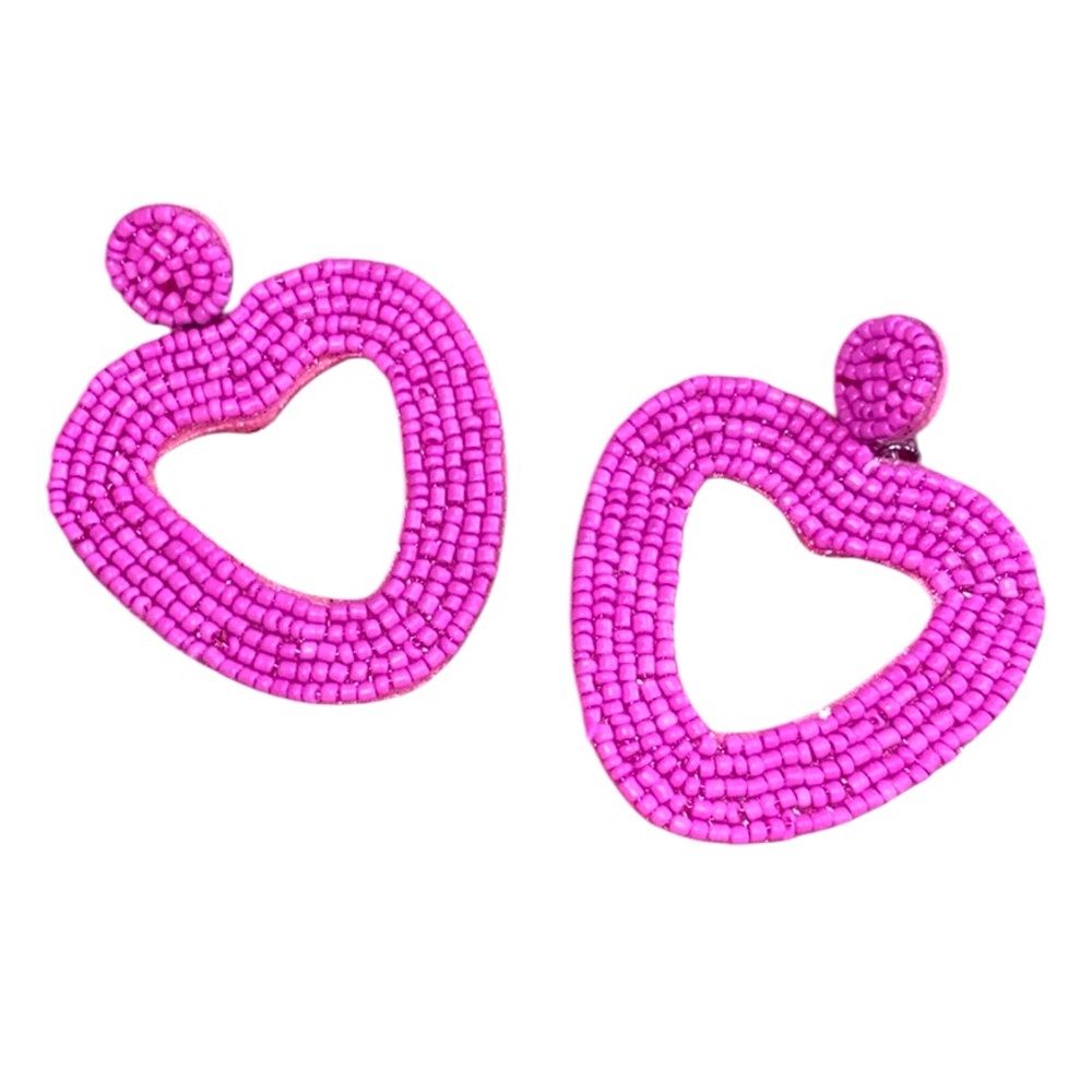 NWOT Pink Heart Beaded Earrings